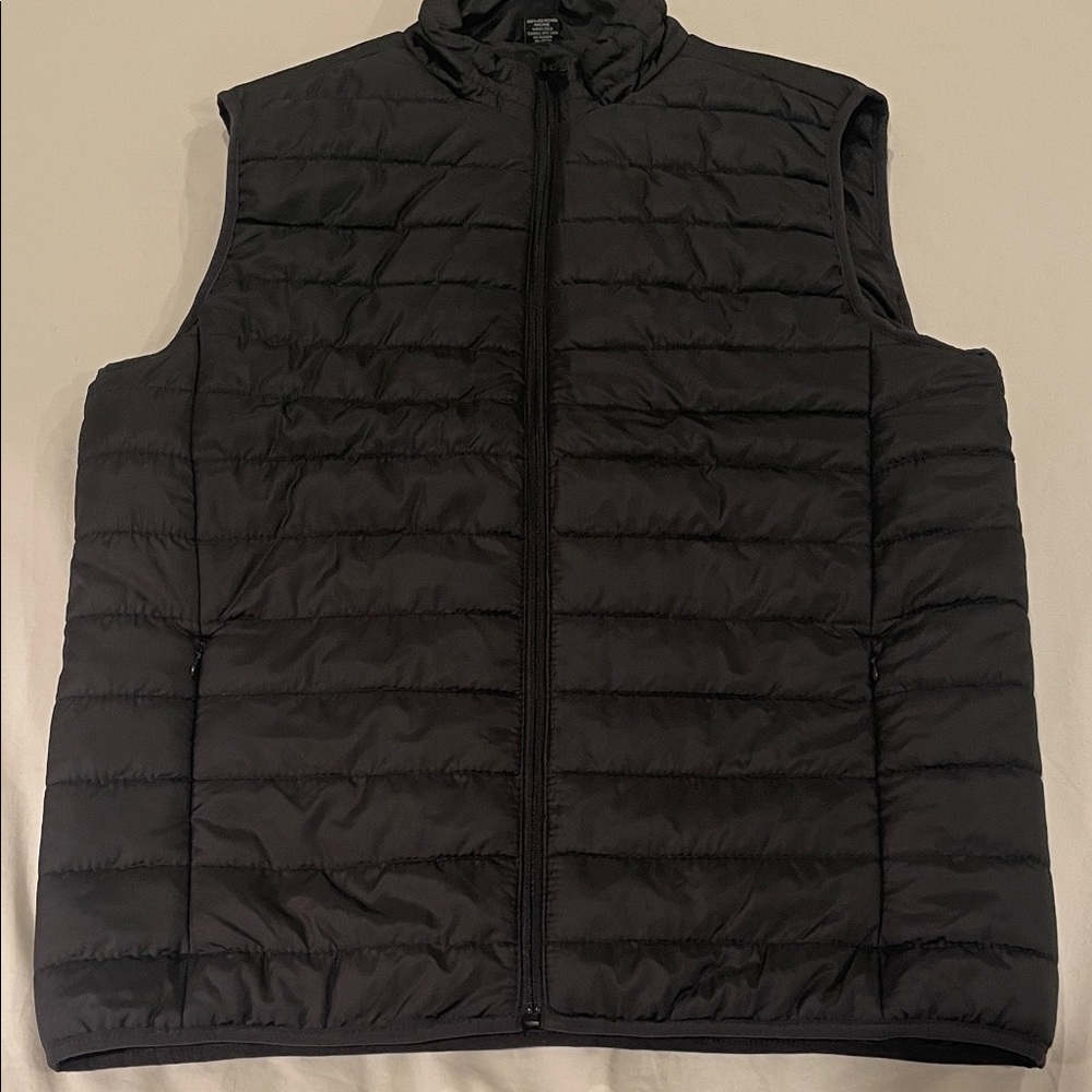 Men's Black Puffer Vest